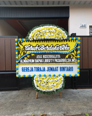 Papan Bunga Duka di Aie Pacah